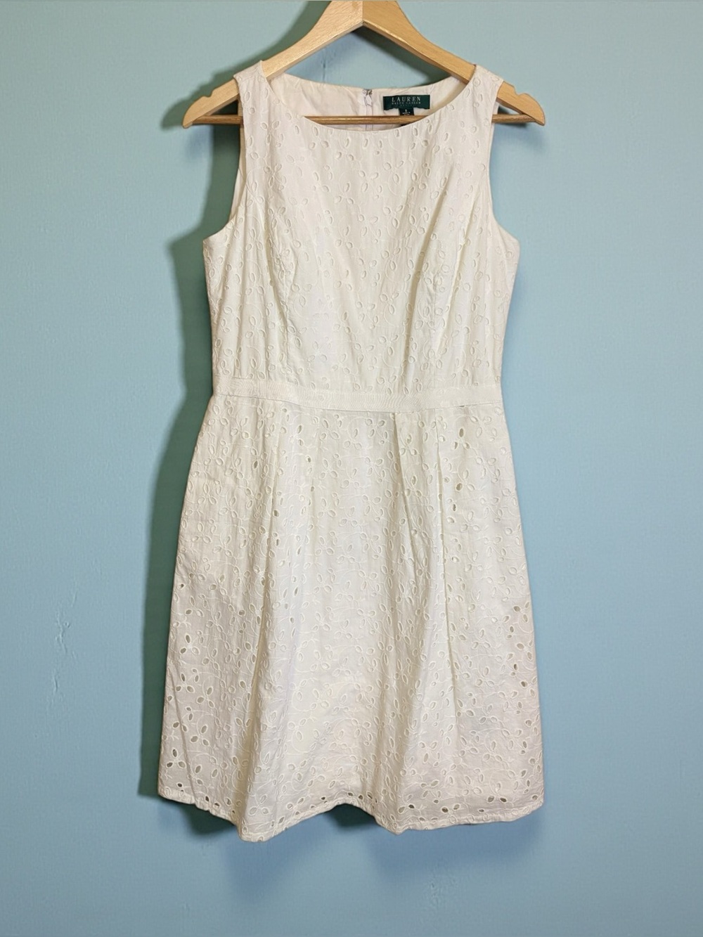 Classic Lauren Ralph Lauren White Eyelet Scoop-Neck A-Line Dress Size 8